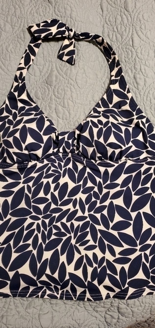 𝅺LAND'S End Tankini Navy and White Top